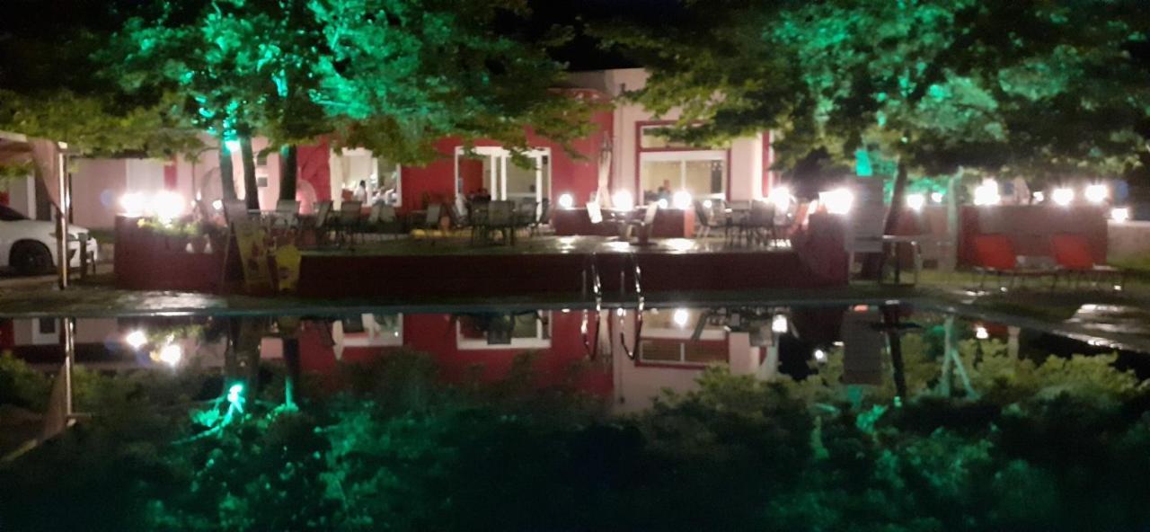 ホテル Περι Ανεμων Zervi エクステリア 写真